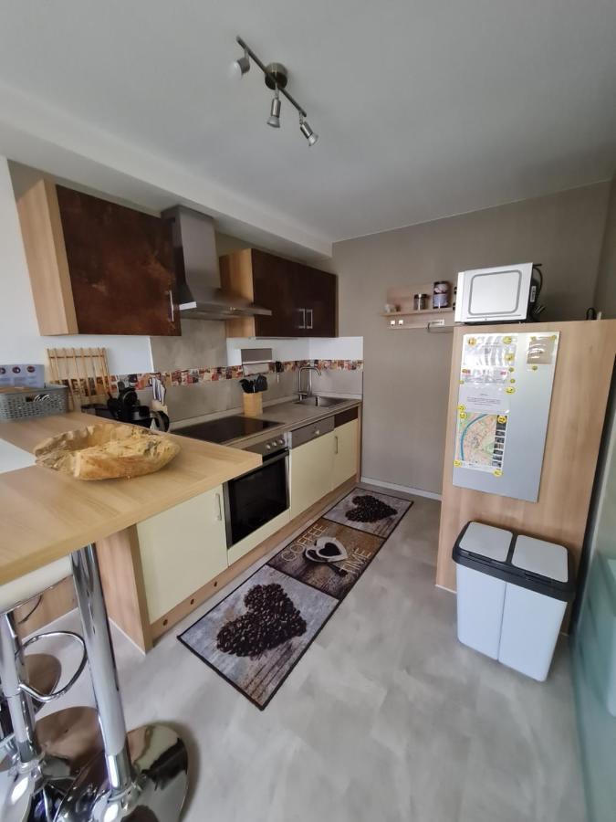 Familie Jonas Apartment Швайх Екстериор снимка